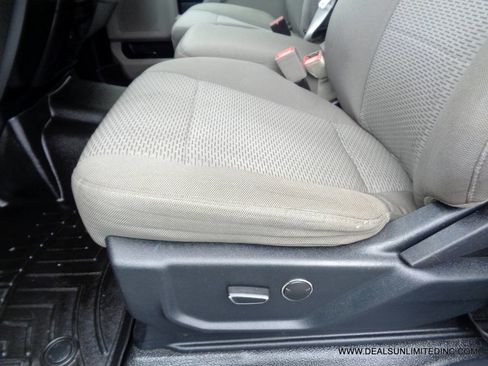 Used 2019 Ford F250 XLT w/ XLT Value Package image 8