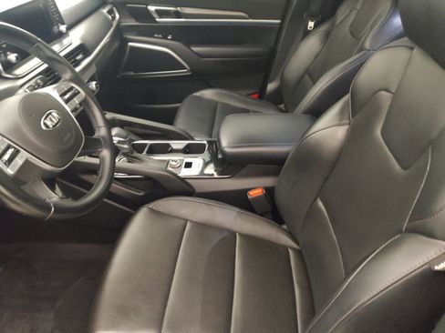 Used 2020 Kia Telluride S w/ S 8 Passenger Seating Package AWD/4WD image 17