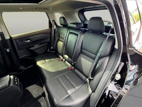 Certified 2023 Nissan Rogue SV w/ SV Premium B Package FWD image 20
