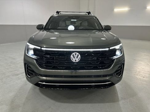 New 2026 Volkswagen Atlas Cross Sport SEL Premium R-Line AWD/4WD image 2