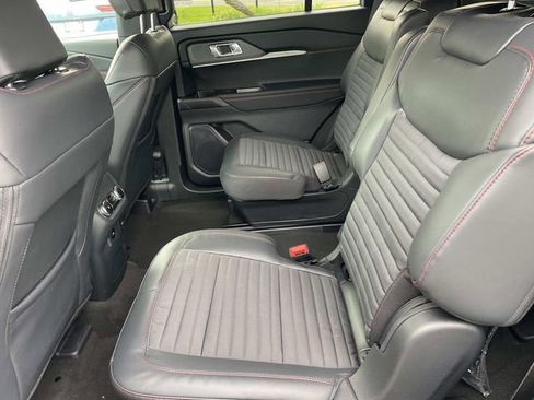 New 2026 Ford Explorer ST-Line image 22