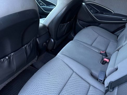 Used 2014 Hyundai Santa Fe Sport image 9