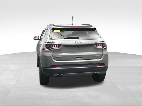 Used 2023 Jeep Compass Limited AWD/4WD image 4