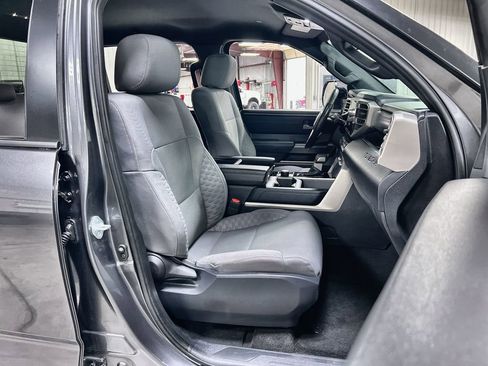 Used 2025 Toyota Tundra SR5 w/ SR5 Convenience Package AWD/4WD image 27
