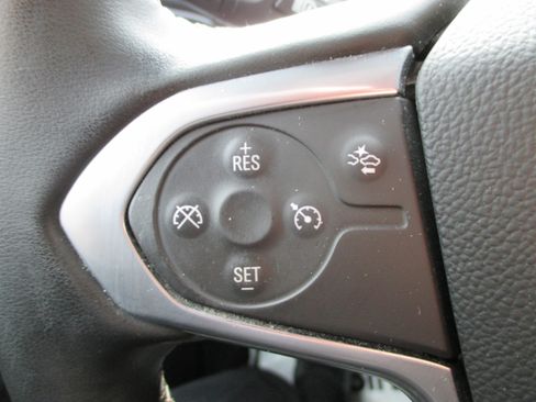 Used 2023 Chevrolet Traverse LT w/ LPO, Floor Liner Package image 26