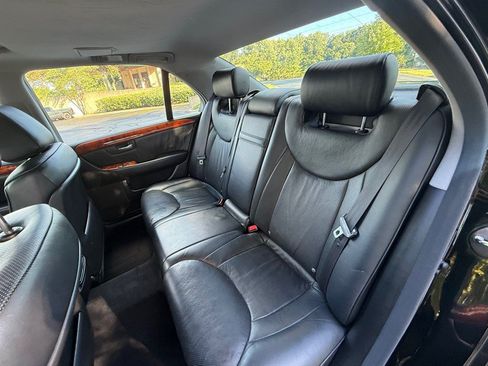 Used 2004 Lexus LS 430 RWD image 23