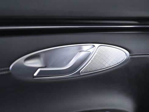 Used 2025 Genesis GV70 2.5T image 23