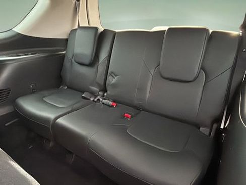 Used 2023 Nissan Armada Platinum w/ Cargo Package image 32