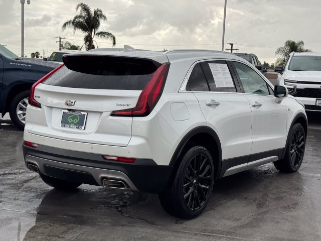 Certified 2022 Cadillac XT4 Premium Luxury w/ Cold Weather Package FWD image 4