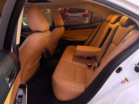 Used 2015 Lexus IS 250 w/ Navigation System Package image 9