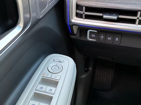 Used 2024 Hyundai Santa Fe Calligraphy image 27