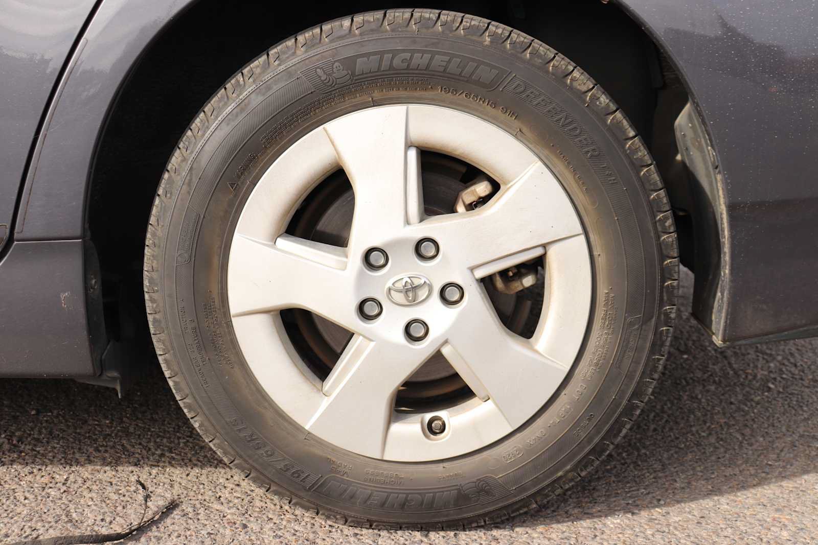 Used 2011 Toyota Prius Two FWD image 9