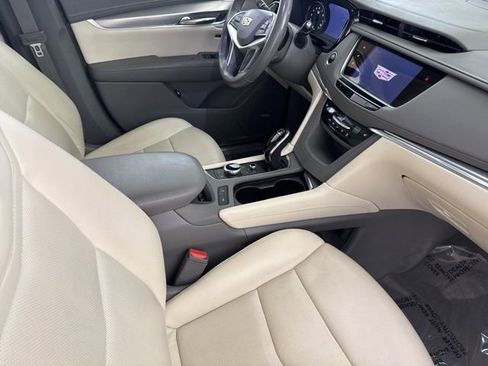 Used 2021 Cadillac XT5 Premium Luxury AWD/4WD image 22