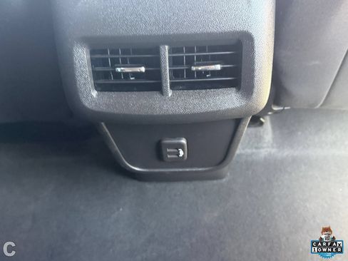Used 2022 Chevrolet Equinox LS w/ LS Convenience Package FWD image 13