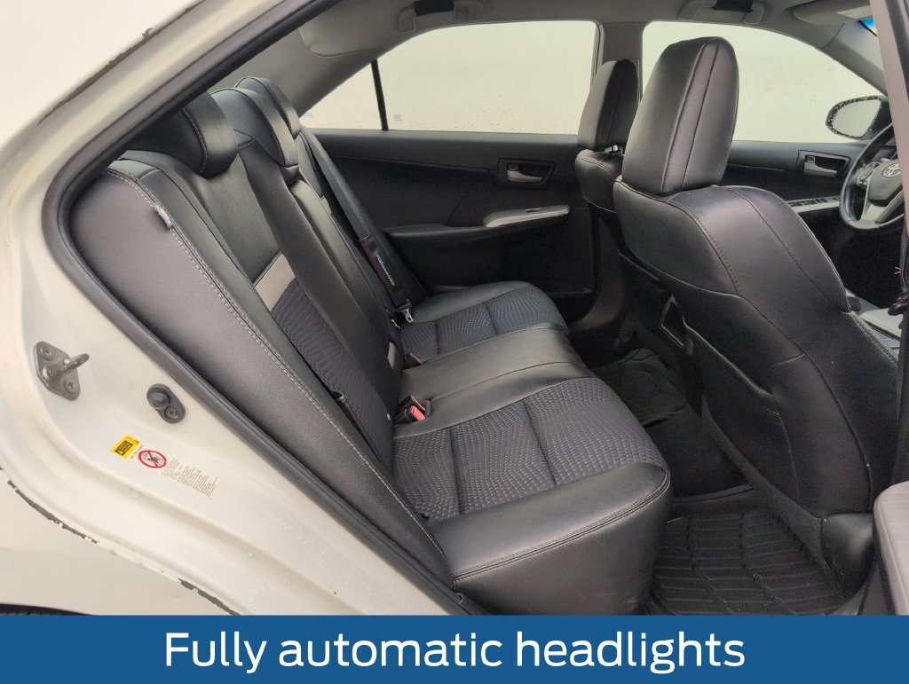 Used 2013 Toyota Camry SE FWD image 15