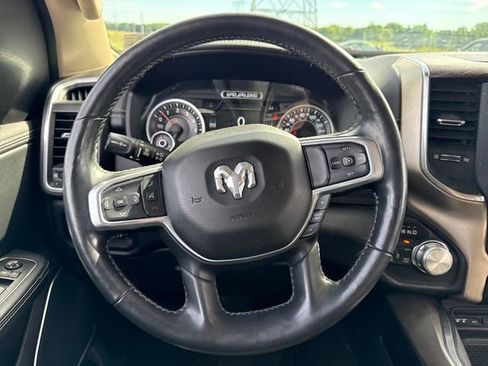 Used 2019 RAM 1500 Laramie AWD/4WD image 21