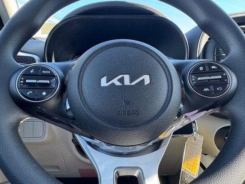 New 2025 Kia Soul LX image 11