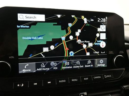 Used 2024 Nissan Pathfinder SL image 14