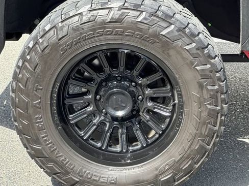 Used 2024 GMC Sierra 2500 AT4 w/ Max Trailering Package AWD/4WD image 25