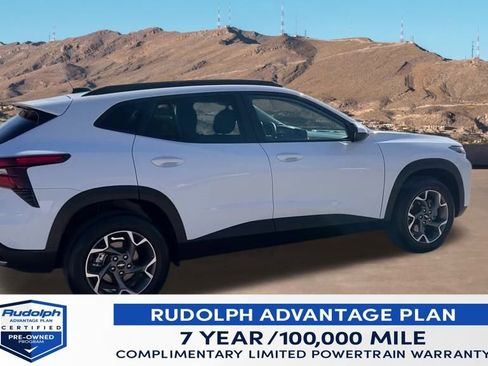 Used 2025 Chevrolet Trax LT image 7