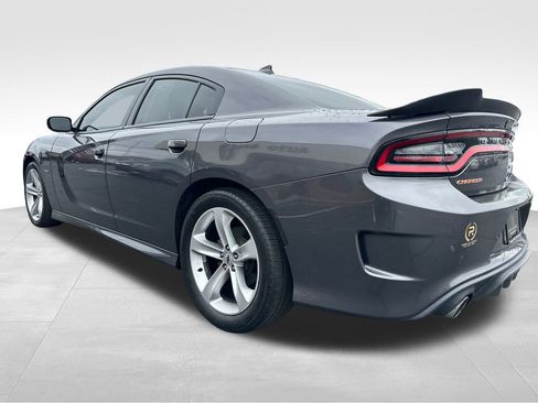 Used 2018 Dodge Charger R/T w/ Navigation & Travel Group image 3
