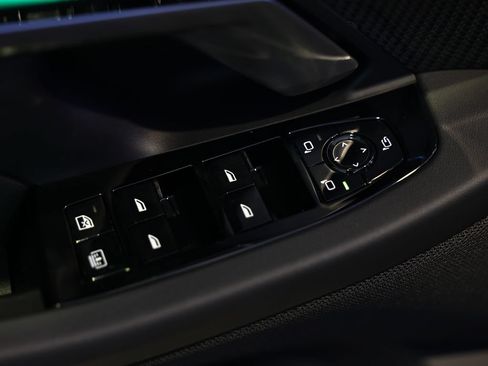 New 2027 BMW M5 w/ Executive Package AWD/4WD image 17