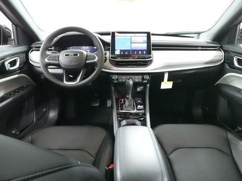 New 2026 Jeep Compass Limited w/ Sun, Sound & Navigation Group AWD/4WD image 10