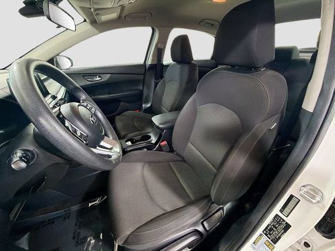 Used 2019 Kia Forte LXS FWD image 20
