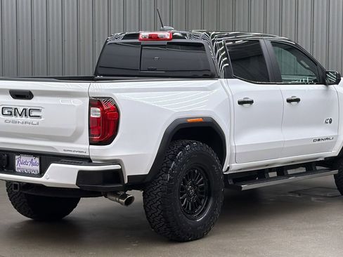 Used 2025 GMC Canyon Denali AWD/4WD image 5