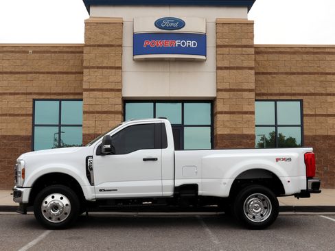 Used 2026 Ford F450 XLT w/ FX4 Off-Road Package AWD/4WD image 9
