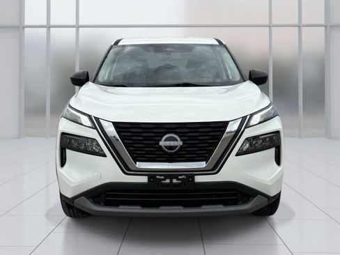 Used 2023 Nissan Rogue S FWD image 9