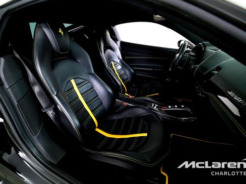 Used 2017 Ferrari 488 GTB RWD image 18