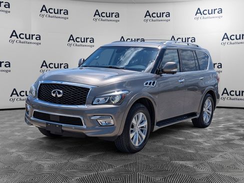 Used 2017 INFINITI QX80 4WD w/ Driver Assistance Package image 4