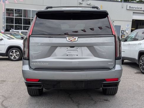 Used 2023 Cadillac Escalade Sport w/ Touring Package AWD/4WD image 7