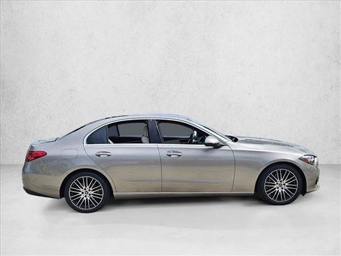 Used 2023 Mercedes-Benz C 300 4MATIC Sedan image 4