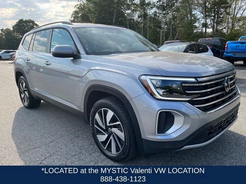 Certified 2024 Volkswagen Atlas SE image 4