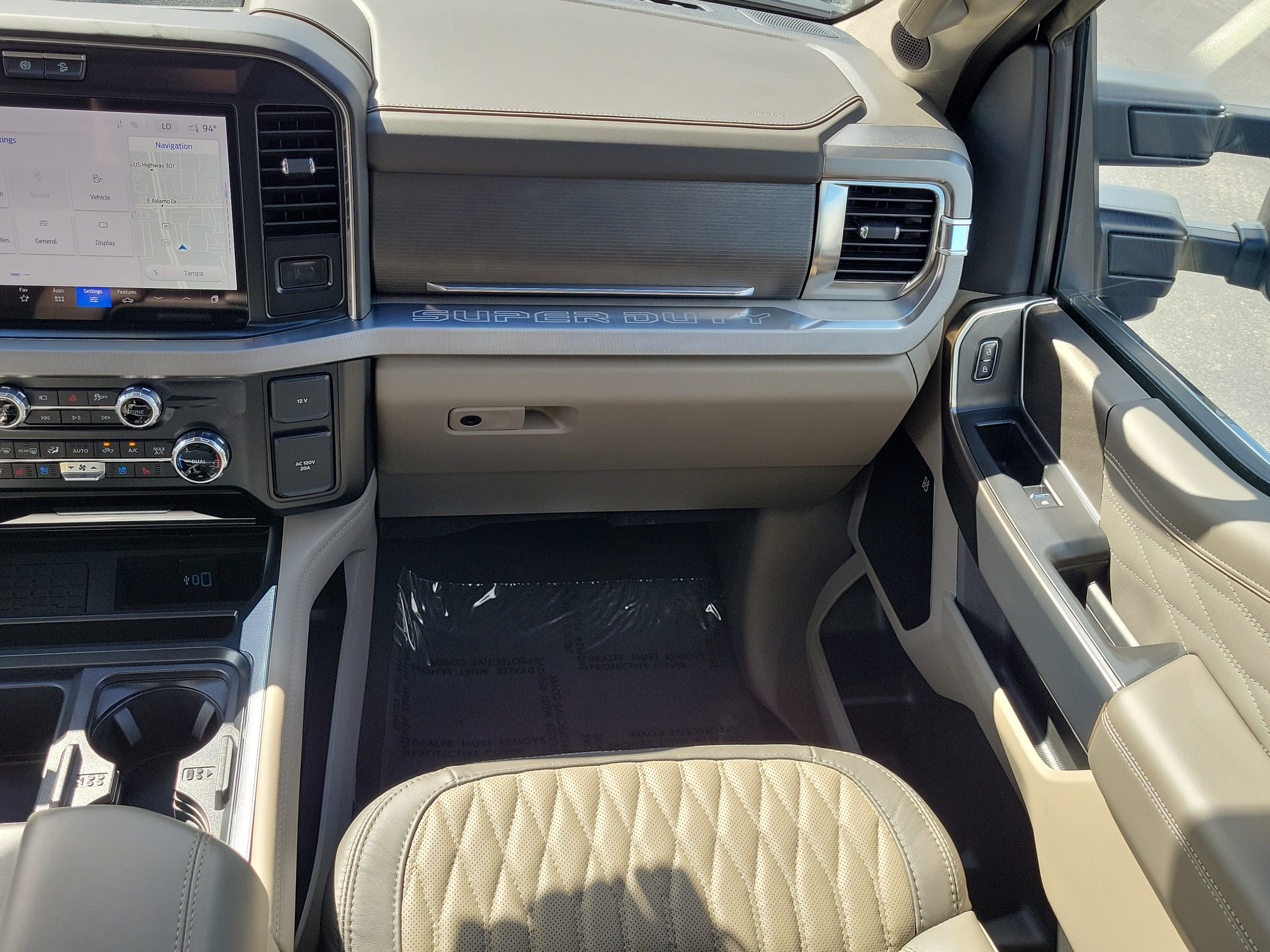 Certified 2026 Ford F450 Platinum w/ Platinum Plus Package AWD/4WD image 15