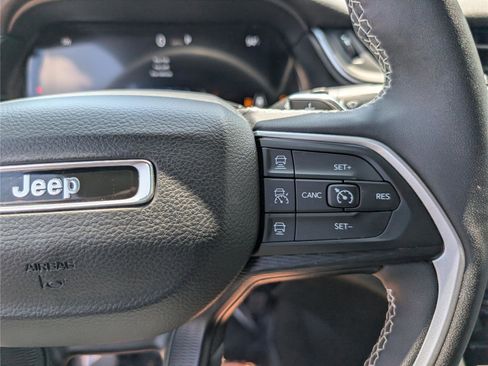 Used 2023 Jeep Grand Cherokee L Laredo AWD/4WD image 26