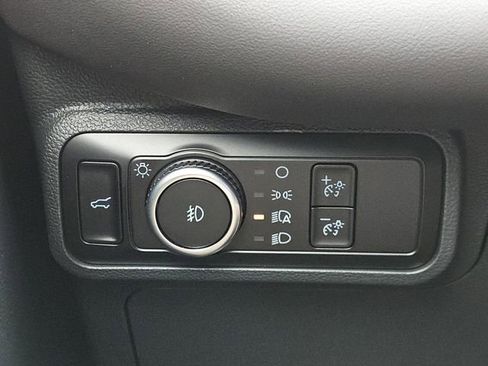 New 2026 Ford Explorer Platinum image 18