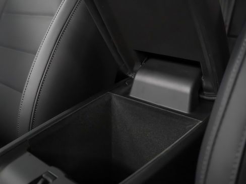 New 2025 Porsche Macan Turbo Electric image 35