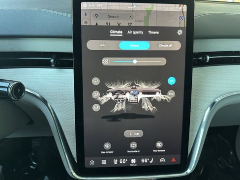 Used 2025 Volvo EX90 Plus image 22