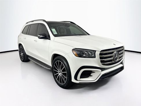 Used 2024 Mercedes-Benz GLS 450 4MATIC w/ AMG Line Exterior image 11