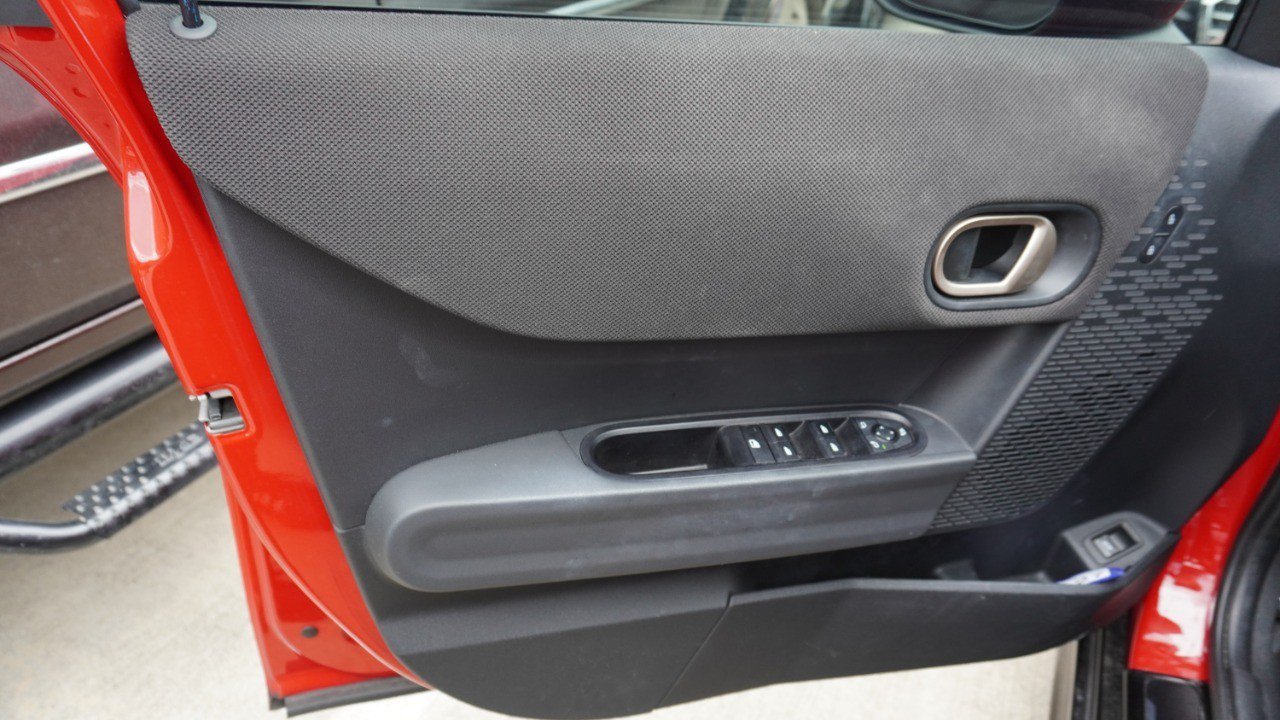 Used 2025 MINI Cooper S FWD image 8