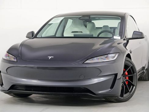 Used 2024 Tesla Model 3 Performance AWD/4WD image 3