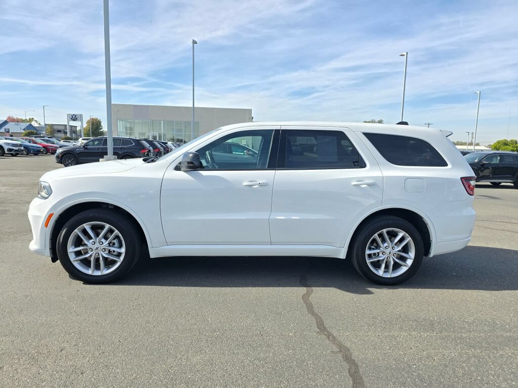 Used 2025 Dodge Durango GT AWD/4WD image 3