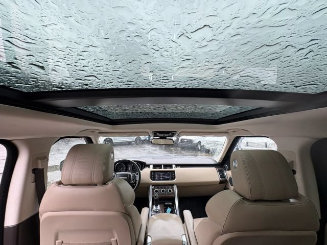 Used 2014 Land Rover Range Rover Sport HSE AWD/4WD image 16