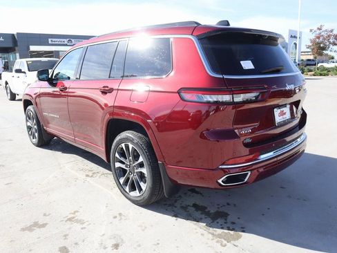 New 2025 Jeep Grand Cherokee L Overland w/ Luxury Tech Group IV image 25