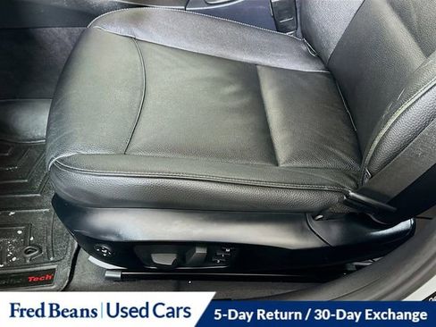 Used 2011 BMW 328i xDrive Sedan image 19