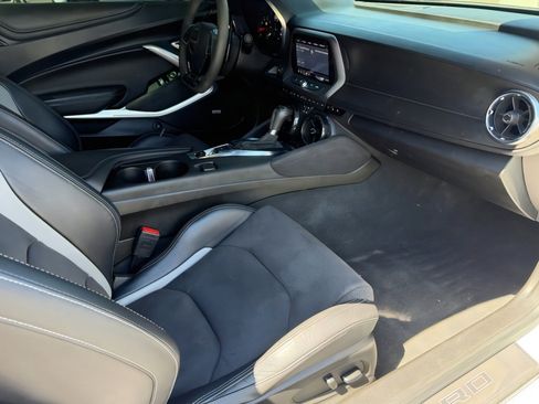 Used 2022 Chevrolet Camaro SS image 12