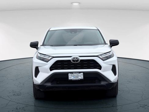 Used 2024 Toyota RAV4 LE image 10